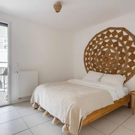 Amedee Saint Germain Apartment Bordeaux